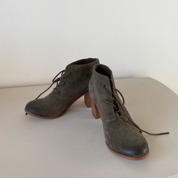 Heeled Booties - Picture 4 of 4